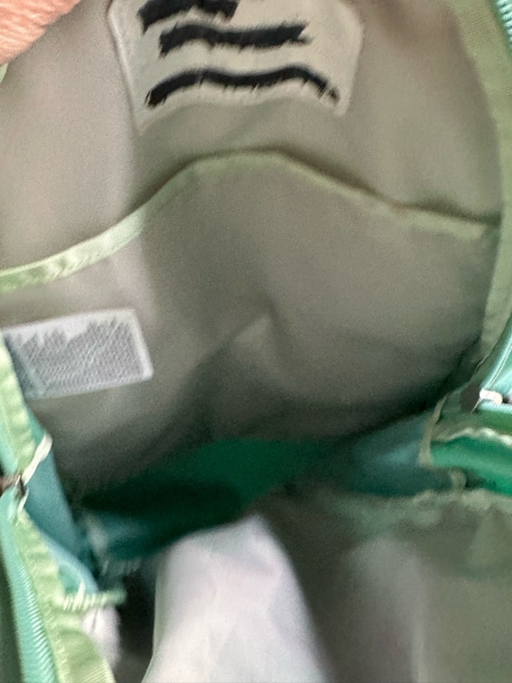 The North Face Backpack Green Youth Daypack Bookbag School Travel Lightweight - Picture 5 of 6